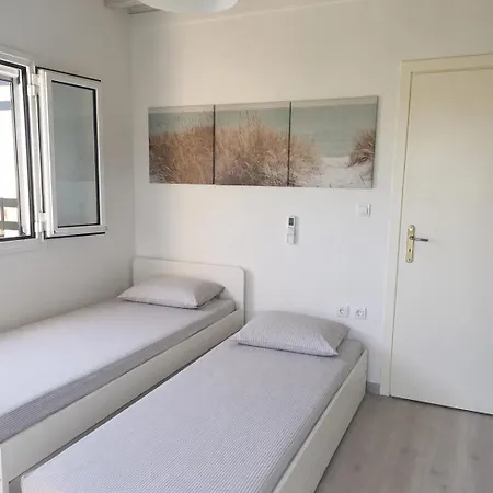 House - Just 150m From The Valimítika