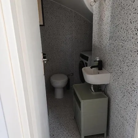 House - Just 150m From The * Valimítika